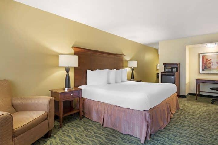 Room 4 of 26