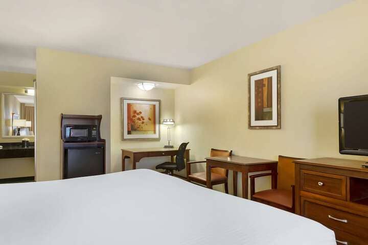 Room 5 of 26