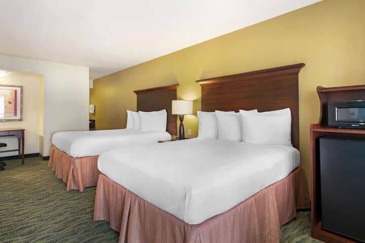 Room 7 of 26